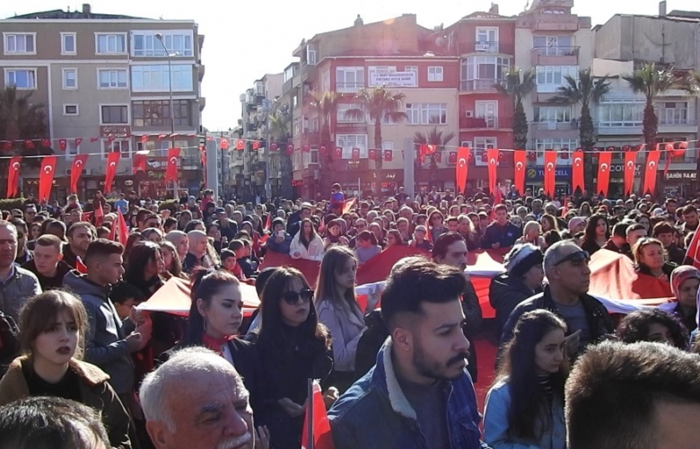 ÇANAKKALE İDLİB ŞEHİTLERİ İÇİN YÜRÜDÜ 