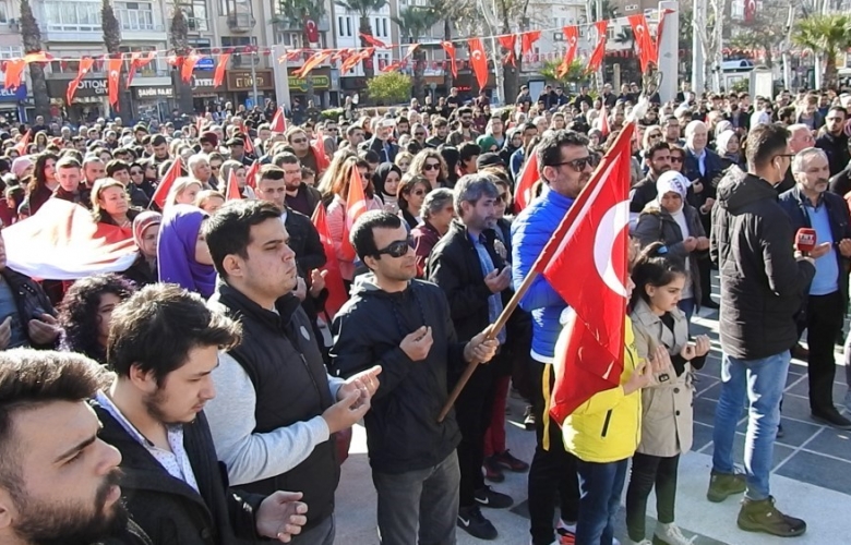 ÇANAKKALE İDLİB ŞEHİTLERİ İÇİN YÜRÜDÜ 