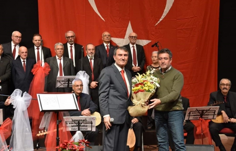 2019' UN SON TÜRK HALK MÜZİĞİ KONSERİNDE ATATÜRK' ÜN SEVDİGİ SARKILAR SESLENDİRİLDİ