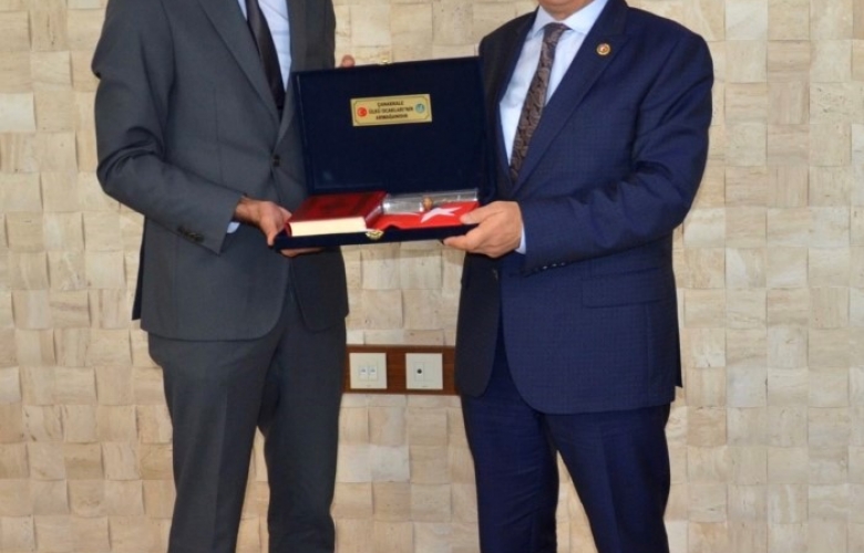 ÇANAKKALE ÜLKÜ OCAKLARI’NDAN ÇOMÜ REKTÖRÜ SAYIN PROF. DR. SEDAT MURAT’A ZİYARET