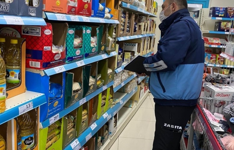AYVACIK BELEDİYESİNDEN MARKETLERE DENETİM