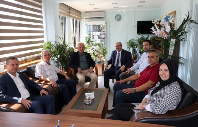 AK PRTİ TEŞKİLATINDAN TEBRİK ZİYARETİ 