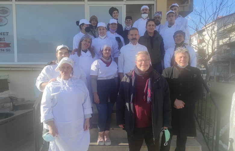 DEMİRCİ ”ÇANAKKALEYİ BİR GASTRONOMİ KENTİ YAPMAK İÇİN ÇALIMALARIMIZI SÜRDÜRÜYORUZ”