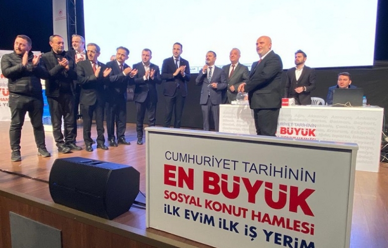 EV SAHİBİ OLMA UMUTLARINI KURA ÇEKİMİNE TAŞIDILAR
