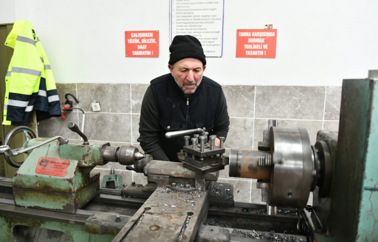 ÇANAKKALE BELEDİYESİ DEPREM BÖLGESİ İÇİN SOBA İMALATINA BAŞLADI