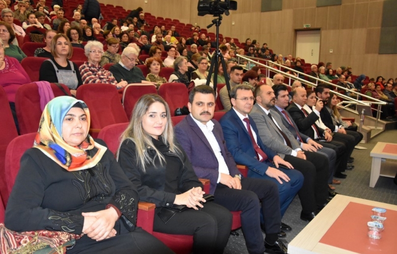 TRT SANATÇISI NECMETTİN AKBEN VE TÜRK SANAT MÜZİĞİ KOROSUNDAN “KORUYUCU AİLE” SOSYAL FARKINDALIK KONSERİ