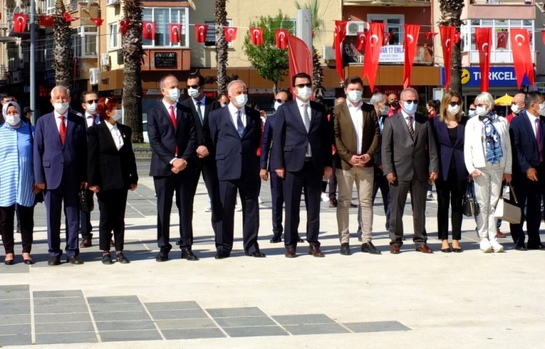19 MAYIS ATATÜRK’Ü ANMA GENÇLİK VE SPOR BAYRAMI RESMİ TÖRENLE KUTLANDI