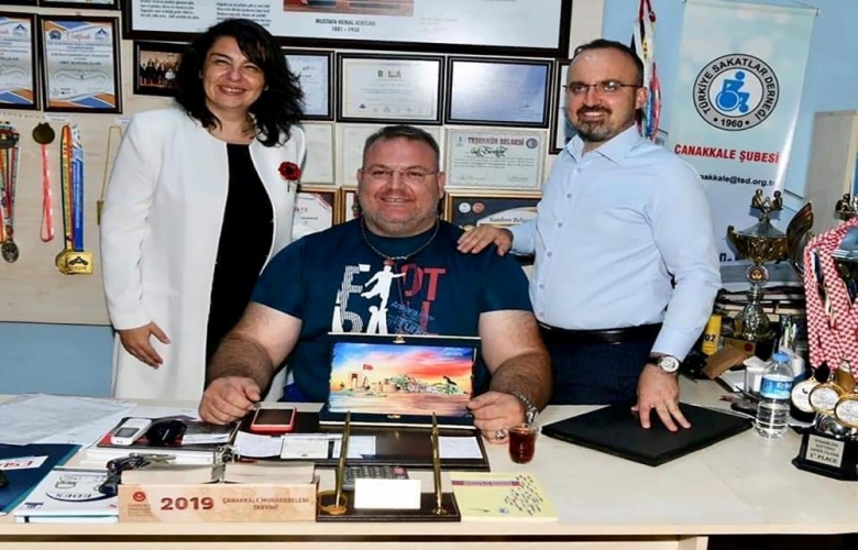 TURAN VE İSKENDEROĞLU’NDAN ENGELLİLER GÜNÜ MESAJI