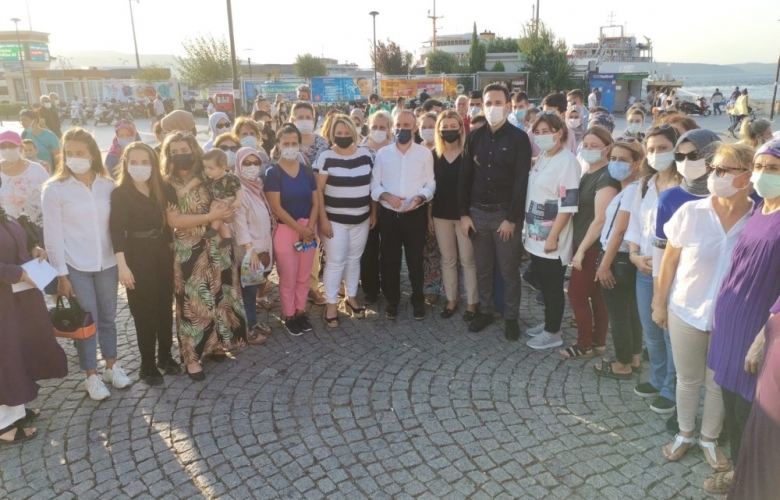 TURAN İSKELE MEYDANINDA AŞURE DAĞITTI