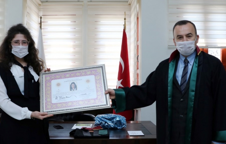 ÇANAKKALE BAROSUNDA MASKELİ RUHSAT TÖRENİ YAPILDI