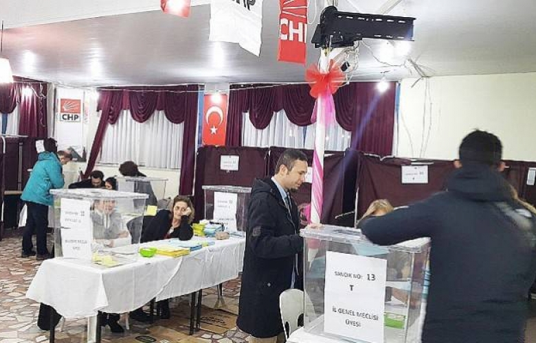 CHP’ DE DELEGE SEÇİMLERİNDE KÖYLERDE BEYAZ KEPEZ'DE MAVİ LİSTE KAZANDI