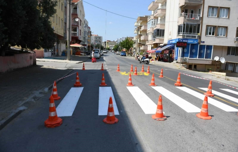 TRAFİK VE YAYA GÜVENLİĞİNE YÖNELİK ÇALIŞMALAR DEVAM EDİYOR