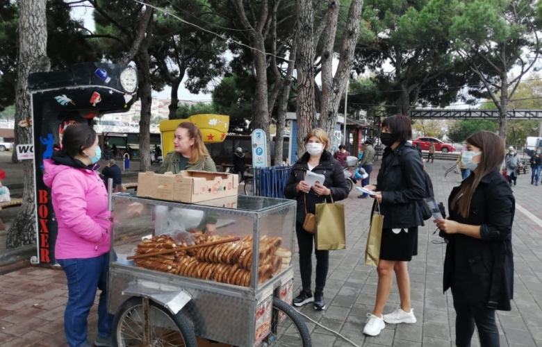 DEVA'LI KADINLAR CUMA PAZARINDA