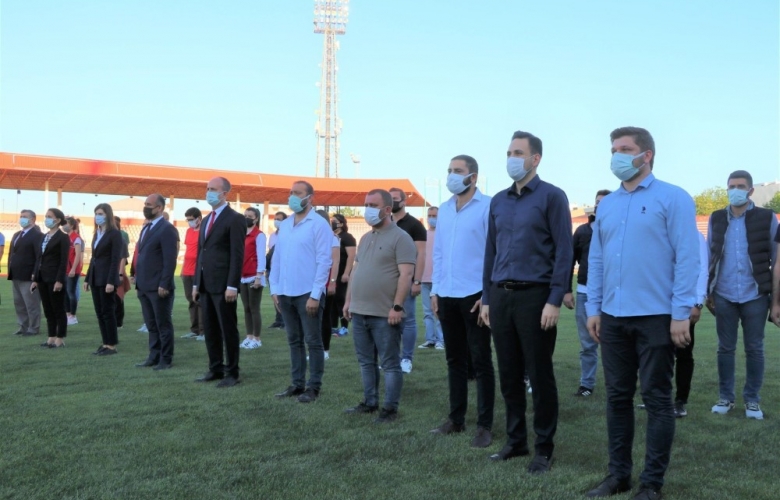 GÖKTÜRK, AÇIKLAMASINDA YILDIZLAR’I HEDEF ALDI