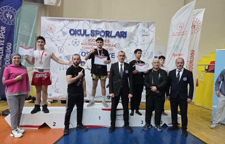 Çanakkale’nin Gururu Oldu: Cem Ekber Şen Kick Boks Türkiye İkincisi