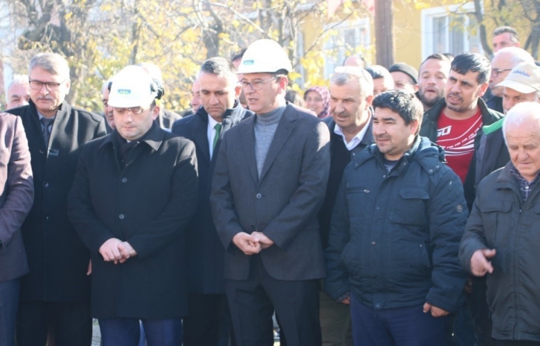 YENİCE' DE DOĞALGAZ ÇALIŞMALARI BAŞLADI